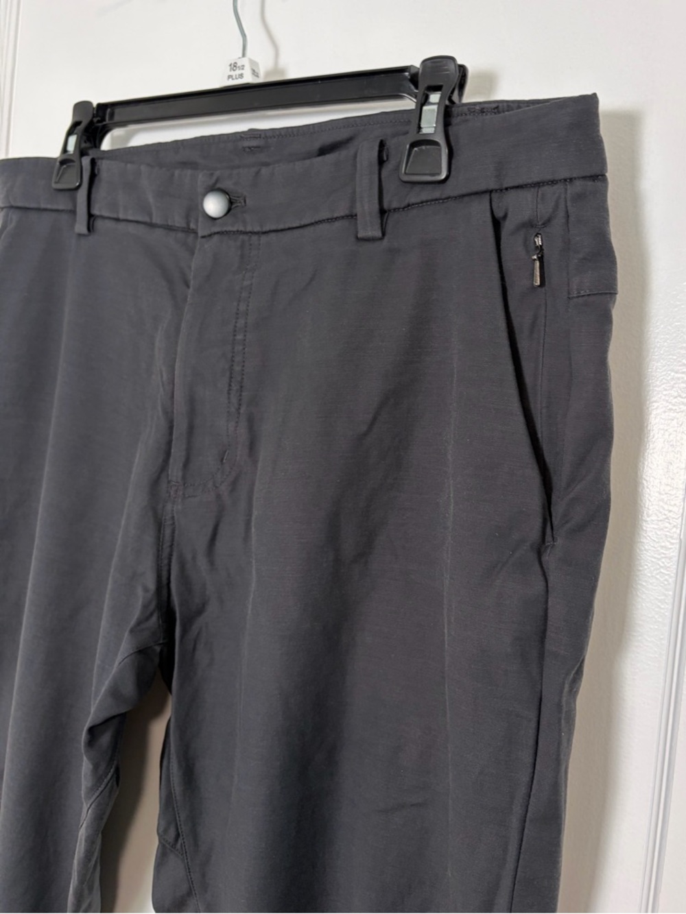 Lululemon Commission pants - Picture 8 of 16